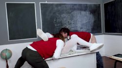 'College Threesome Thrills 2' screenshot nº 77