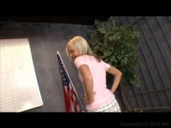 Captura de 'Charlie's Hookers' nº 134
