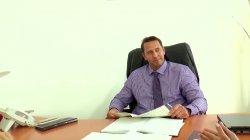 Captura de 'My Lawyer Is A Bitch' nº 4