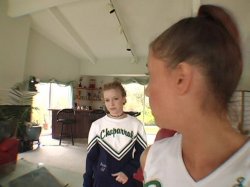 'Young Cheerleaders Swap N' Swallow 2' screenshot nº 130
