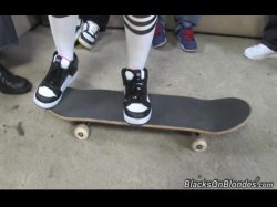 Captura de 'Gangbang Those Little White Thangs!' nº 2