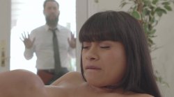 Captura de 'Busted By My Stepdad' nº 13