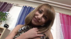 Captura de 'Cute Ginger Masturbates & Loses her Anal Virginity' nº 23