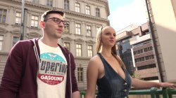Captura de 'Huge Tit Wife Fucks Big Black Dick' nº 1