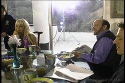 Captura de 'On the Set With Hannah Harper' nº 6
