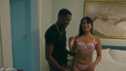 'Cuckold Watches Wife Get Dicked Down' screenshot nº 1