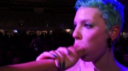 'Lesbian inside the limousine' screenshot nº 5