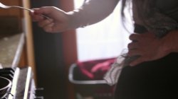 Captura de 'Tell Me Something Dirty' nº 1