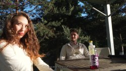 Captura de 'Husband Fantasy Come True, Films Wife Getting Fucked Hard By Stranger' nº 28