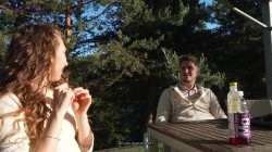 Captura de 'Husband Fantasy Come True, Films Wife Getting Fucked Hard By Stranger' nº 39