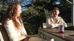 Captura de 'Husband Fantasy Come True, Films Wife Getting Fucked Hard By Stranger' nº 47