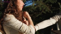 Captura de 'Husband Fantasy Come True, Films Wife Getting Fucked Hard By Stranger' nº 48
