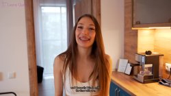 Captura de 'Horny Tenant Wants Landlord To Creampie Her Pussy' nº 17