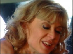 'Nina Hartley's Guide to Threesomes: Two Guys & a Girl' screenshot nº 60