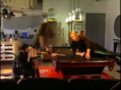 'Nina Hartley's Guide to Threesomes: Two Guys & a Girl' screenshot nº 107