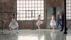 'Ballerina By Day Escort By Night (French)' screenshot nº 37