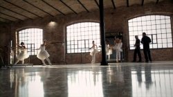 'Ballerina By Day Escort By Night (French)' screenshot nº 38