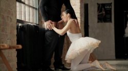 'Ballerina By Day Escort By Night (French)' screenshot nº 50