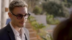 Captura de 'MILFS At Work: Real estate agents' nº 2