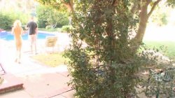 'Poolside Pussy' screenshot nº 53