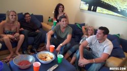 Captura de 'Real Slut Party' nº 30