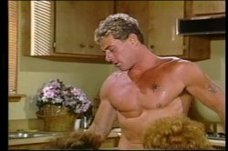 'Cocks in Frocks 4' screenshot nº 75