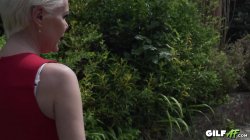 Captura de 'Undersexed Socialite' nº 15