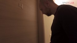 'My wife has a big tits lover' screenshot nº 7