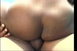 Captura de 'Anal Pool Party' nº 78
