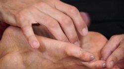 Captura de 'Feet to fuck,the horny Gabriela Flores gives a footjob to Alabor' nº 46