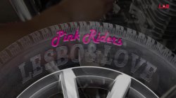 Captura de 'Pink Riders - Lesbo and Love, with hot busty Mary Rider and hot sluty Liz Rainbow' nº 1