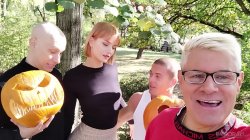 Captura de 'Dolly Dyson No Nut November Part 1 - Double Penetration Threesome While Cuckold Partner Cries' nº 13
