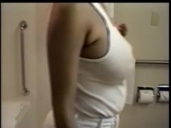 Captura de 'Reel Life Videos 50 - Natural, Pregnant And Starting To Show' nº 55