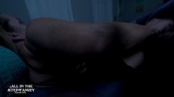 Captura de 'StepSon Scared Of Thunder Hops Into StepMom's Bed' nº 45