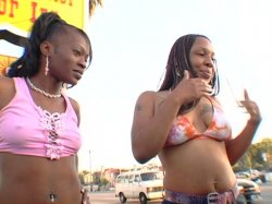 Captura de 'Black Street Hookers 72' nº 66
