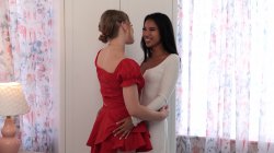 Captura de 'Lesbian Daughter In-Laws 5' nº 84