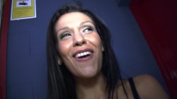 'Lesbian Threesome Barcelona Erotic Salon' screenshot nº 9