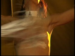 Captura de 'Nina Hartley's Guide to Sensual Submission 2' nº 70