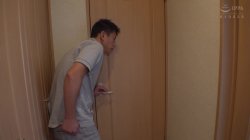 'Forbidden Creampie Sex with 5 Widowed In-Laws in His Wife's Absence!' screenshot nº 129