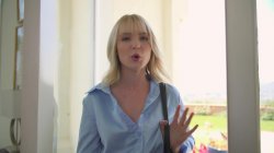 Captura de 'How I Met My Girlfriend Lilly Bell' nº 2