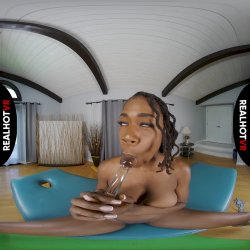 'Naughty Naked Yoga' screenshot nº 122