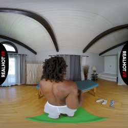 'Naughty Naked Yoga' screenshot nº 13
