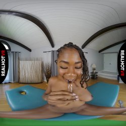 'Naughty Naked Yoga' screenshot nº 136