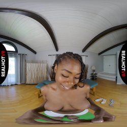 'Naughty Naked Yoga' screenshot nº 17