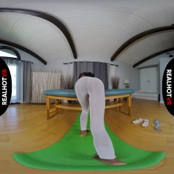'Naughty Naked Yoga' screenshot nº 23