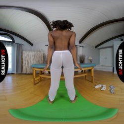 'Naughty Naked Yoga' screenshot nº 26
