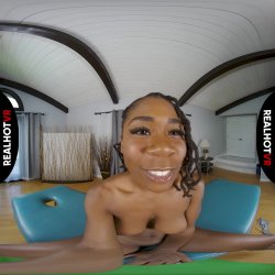 'Naughty Naked Yoga' screenshot nº 87