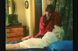 'Blonde Next Door' screenshot nº 2