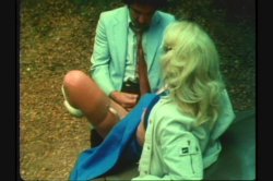 'Blonde Next Door' screenshot nº 26