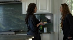 Captura de 'Lesbian Cheating Wives 2' nº 37